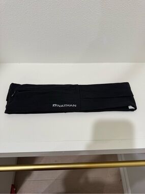 Natan Kids Black Running Waist Pack with Zipper Pocket